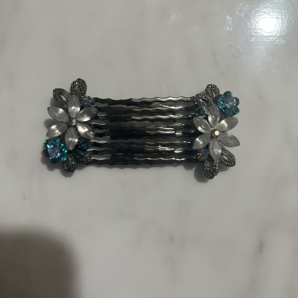 Soho Hair accessories